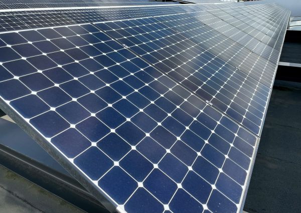 Les meilleures pratiques pour la installation de panneaux solaires